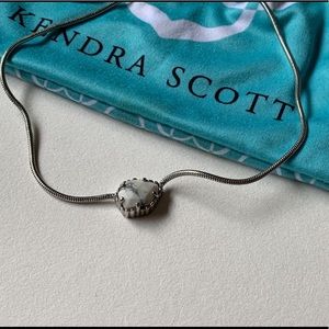 Kendra Scott Mara Pendant in White Howlite